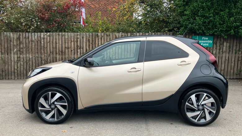 Toyota Aygo X 1.0 VVT-i Edge 5dr Petrol Hatchback